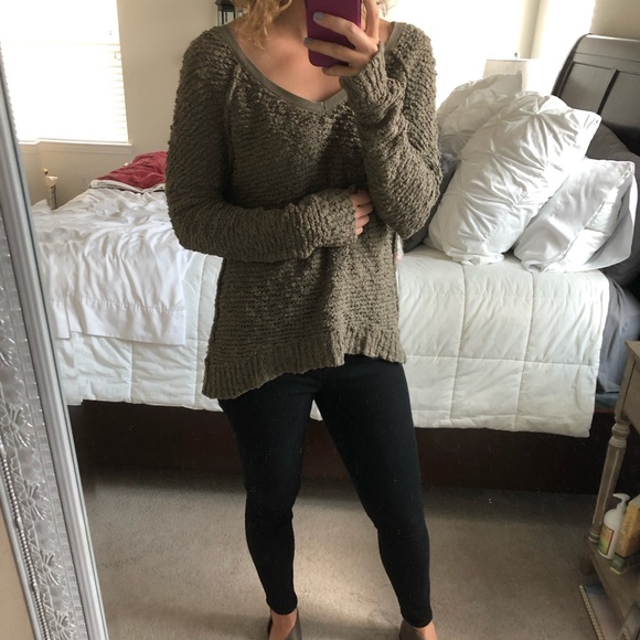 ❌SOLD❌FREE PEOPLE Pullover Sweater - Picture 2 of 6